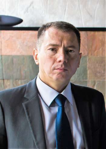  Dmitriy Michailuk - Business Manager
